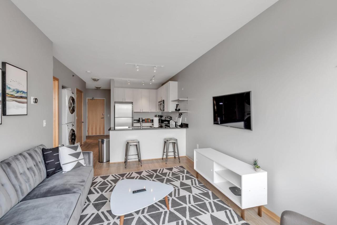 Beautiful Luxury 1Br In The Heart On Minneapolis Exterior photo